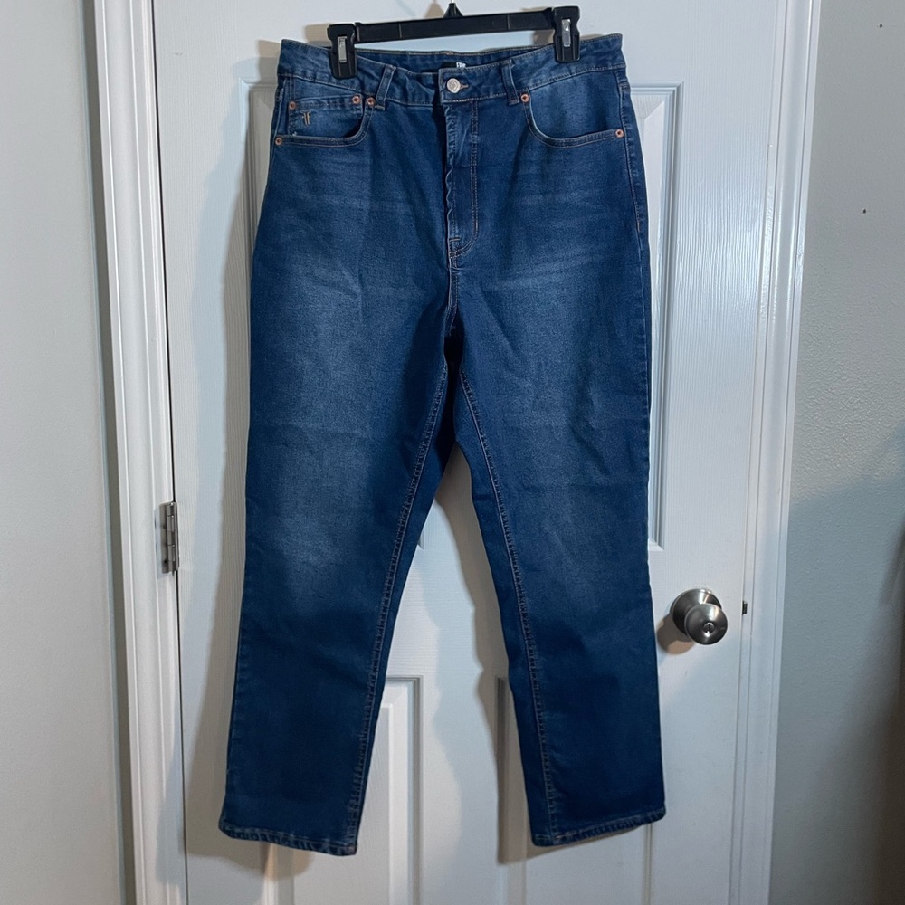 Frye Woman’s Deep Blue Straight Jeans Size 12 / 31